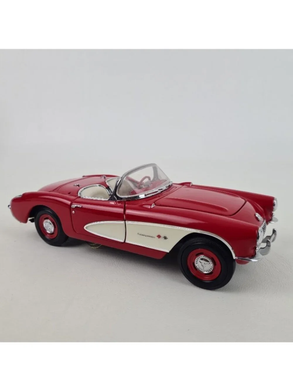 Franklin Mint Precision 1957 Chevrolet Corvette Red 1:24 Die Cast B11TC55